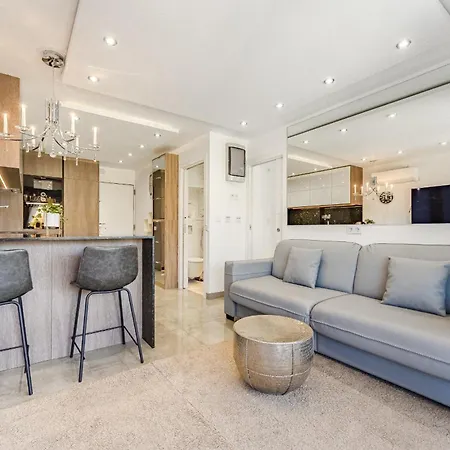 Hermitage Homes Tds Apartment *